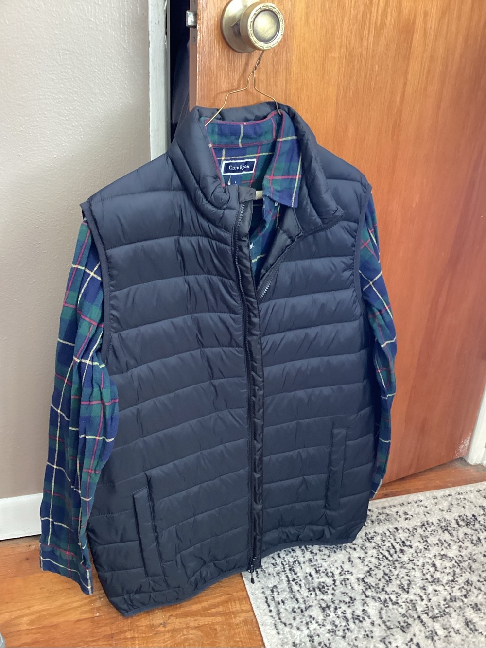 Swiss Tech Men's Black Quilted Puffer Vest and Club Room  plaid flannel shirt